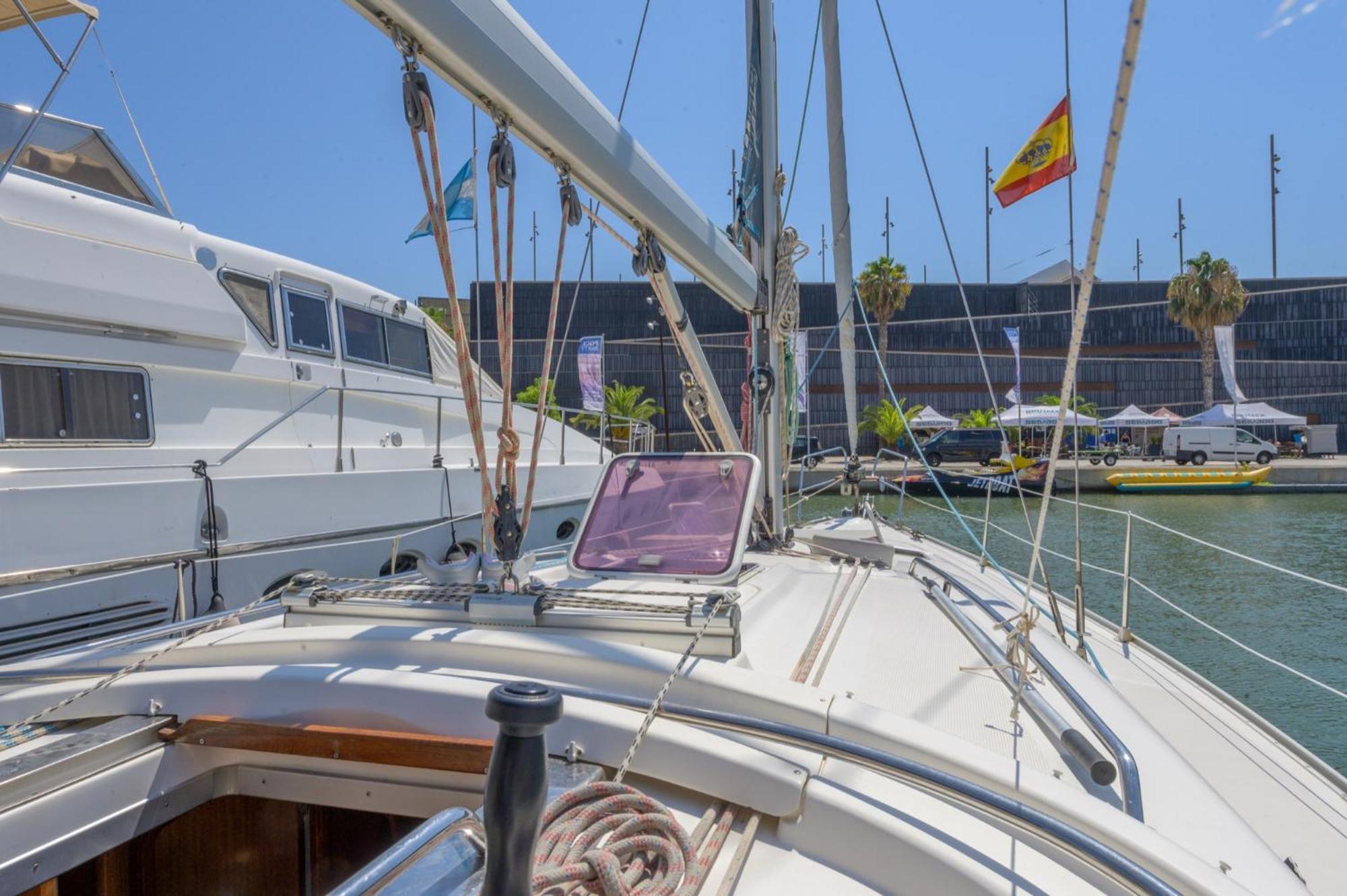 Boat Accommodations Barcelona 산트 아드리아 데 베소스 객실 사진