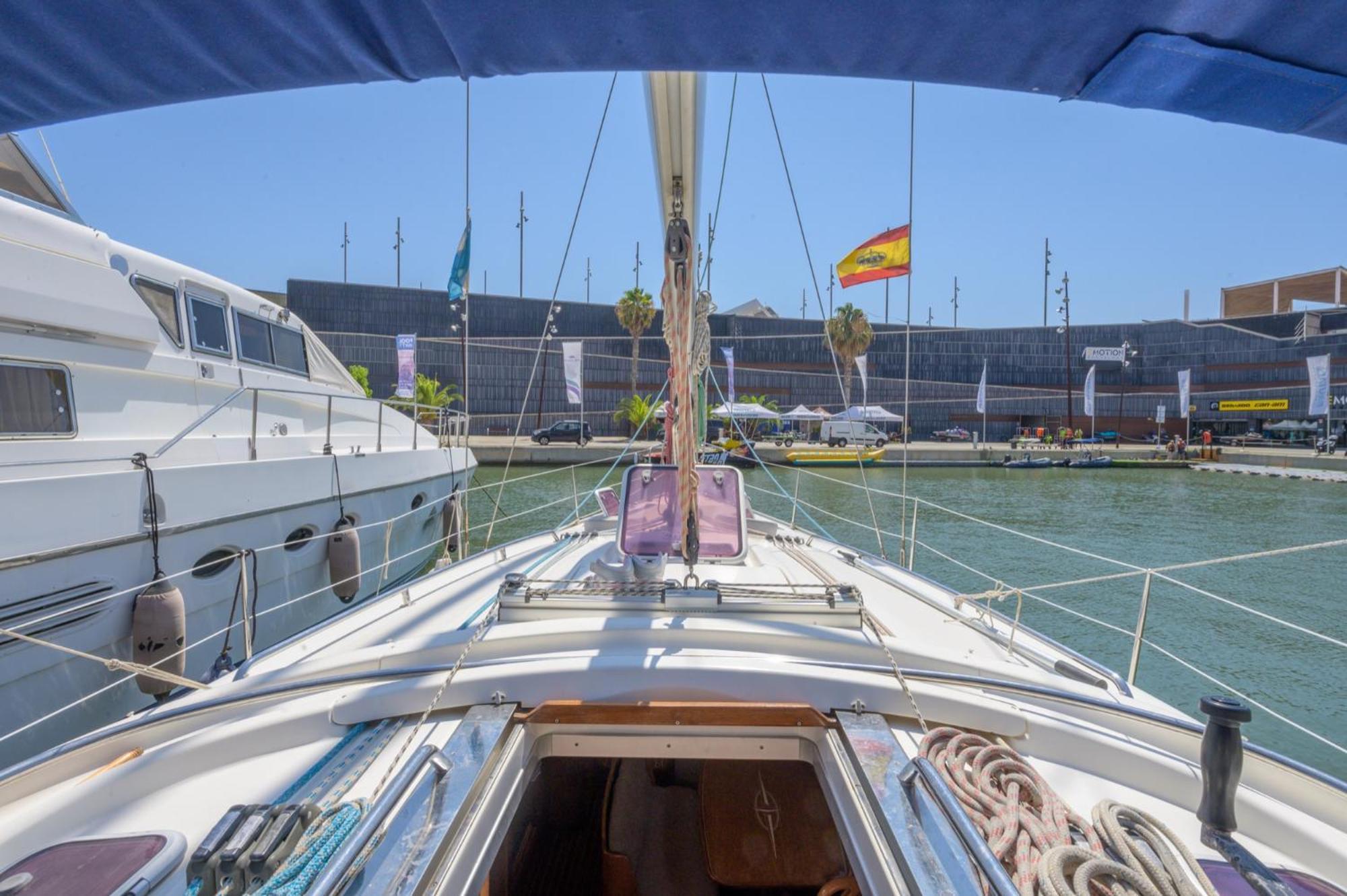 Boat Accommodations Barcelona 산트 아드리아 데 베소스 객실 사진